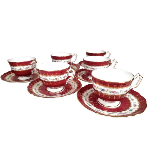 Aynsley Bone China Tea Cups & saucers (6 Available) - Picture 5 of 7